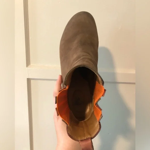 John Fluevog leather boots, size 9.5 Women’s - Picture 3 of 7